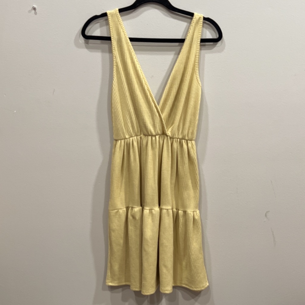Caution To The Wind Tiered Yellow Dress. Size:M/L
